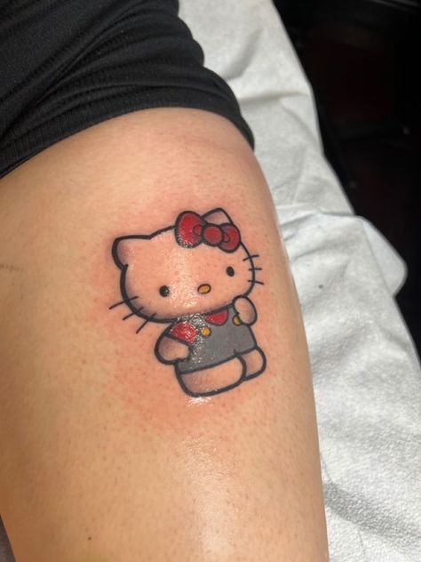 Hello Kitty Tattoo, Kitty Tattoos, Cute Thigh Tattoos, Tattoos Cute, Kitty Tattoo, Hello Kitty Design, Tattoo Thigh, Hello Kitty Tattoos, Pretty Hand Tattoos