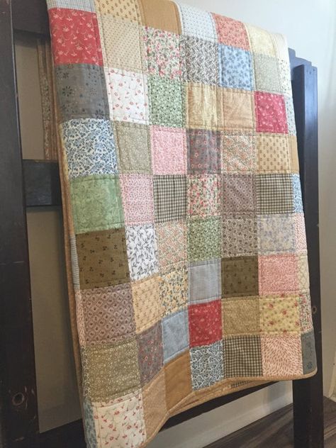 Modern-Rustic, Low-Volume, Muted Cotton Twin Quilt Earthy Quilt Color Schemes, Earth Tone Quilt Ideas, Earthy Quilt, Neutral Quilt Patterns Muted Colors, Quilt Color Schemes, Quilts Pastel Soft Colors, Taupe Quilts, Quilted Items, Pastel Color Schemes