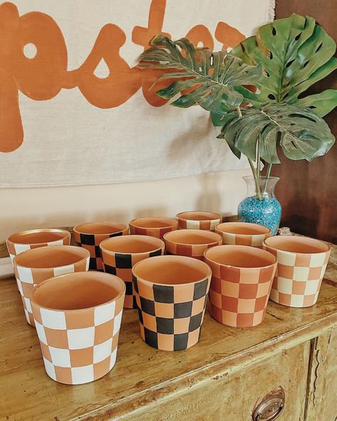 check it out 🏁🪴 this weekend - 15% off all plant pots !! #paintedpots #plantlover #pottery Cute Planters Diy, Checkered Plant Pot, Hand Painted Plant Pots Aesthetic, Ceramic Flower Pot Painting Ideas, Planter Pot Painting, Easy Terra Cotta Pot Painting, Hand Painted Terracotta Pots, Terracotta Planter Painting Ideas, Painted Flower Pot Ideas