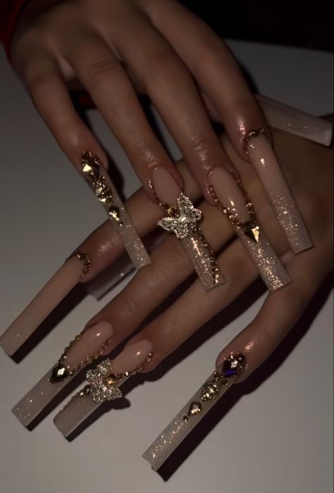 Gold Xl Nails, Extra Bling Nails, Long Gold Nails, Gold Long Nails, Gold Bling Acrylic Nails, Gold Nail Set, Gold Nails Prom, Acrylic Nails Coffin Ombre, Mexican Nails