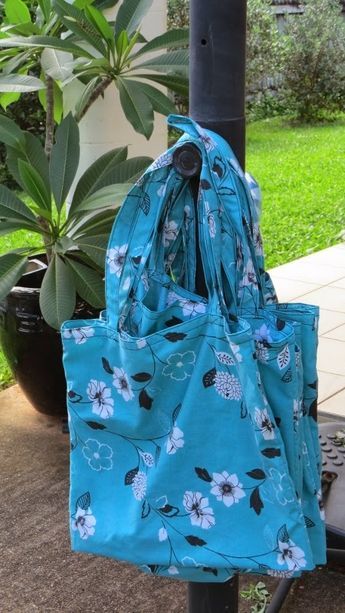 Shopping Bags Diy, Grocery Bag Pattern, Shopping Bag Pattern, Sewing Lessons, Tote Pattern, Reusable Shopping Bags, Sewing Projects For Beginners, Fabric Bags, Reusable Grocery Bags