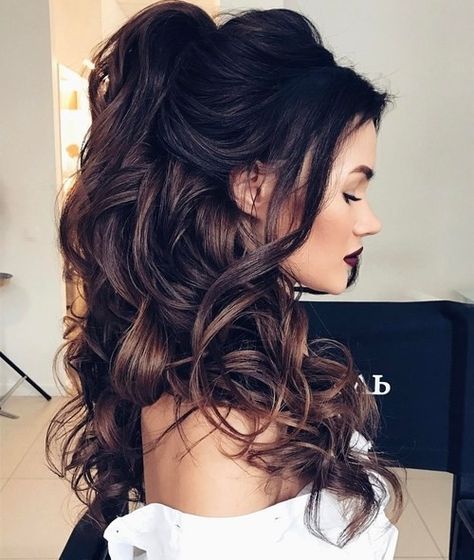 Hairstyle Bridesmaid, Messy Wedding Hair, Straight Hairstyles Medium, Pageant Hair, Hair Half Up, How To Curl Short Hair, Wedding Guest Hairstyles, Wedding Hair Down, Half Up Hair