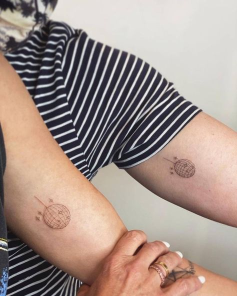 Disco Tattoo, Illusion Tattoo, Illusion Tattoos, Optical Illusion Tattoos, Optical Illusion Tattoo, Petite Tattoos, Cute Tiny Tattoos, Matching Tattoo, Dainty Tattoos