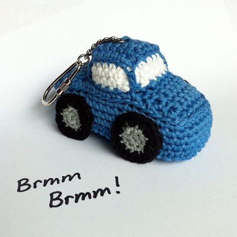 Key Chain Car, Acorn Ornaments, Crochet Car, Car Key Chain, Crochet Keychain Pattern, Pola Amigurumi, Car Key Fob, Car Bag, 자수 디자인