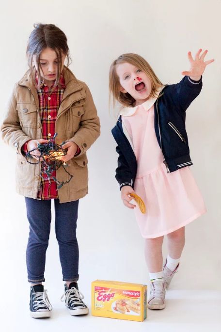 Sydney resident Kelly Crawford has completely nailed the whole parenting thing… Easy Diy Costumes For Kids, Joyce Byers Costume, Diy Costumes For Kids, Eleven Halloween Costume, Joyce Stranger Things, Stranger Things Jonathan, Stranger Things Halloween Costume, Stranger Things Cosplay, Handmade Outfits