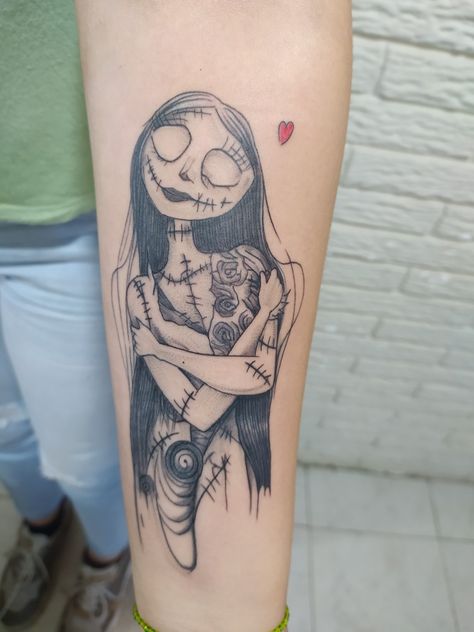 Sally Tattoo Tim Burton, Sally Tattoo Ideas, Tim Burton Tattoo Ideas, Tim Burton Flash Tattoo, Tattoo Tim Burton, Jack And Sally Tattoo, Sally Tattoo, Radiohead Tattoo, Dark Disney Tattoo