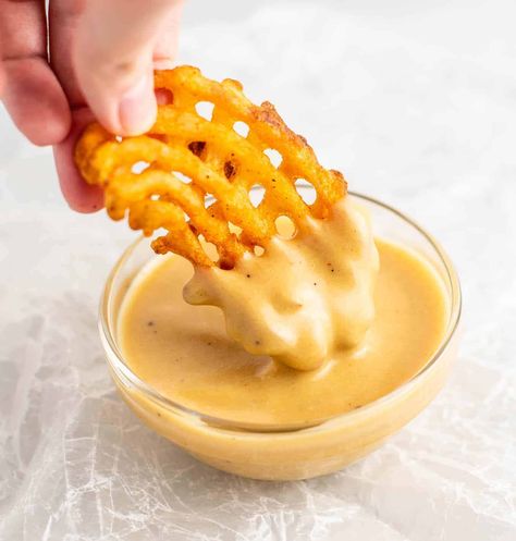 Copycat Chick Fil A Sauce Copycat Chick Fil A Sauce, Recipes Japanese, Copycat Chick Fil A, Chick Fil A Sauce, Waffle Fries, Stir Fry Sauce, Copycat Restaurant Recipes, Stir Fry Recipes, Homemade Sauce