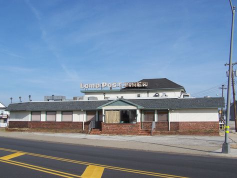 Lamp Post Diner. North Wildwood, Wildwood Nj, Jersey Shore, Sunday Brunch, Residential Building, Contemporary Decor, Lamp Post, New Jersey, Diner