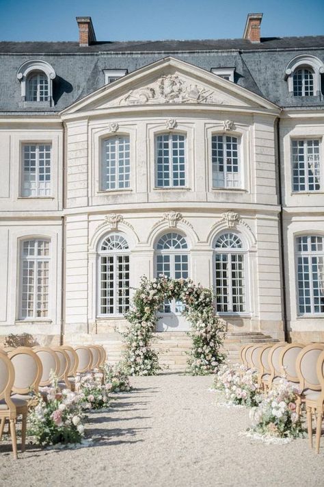 Cafe Latte Rose, Wedding Flower Arch, Wedding Floral Arch, Hair Clips Bridal, French Wedding Venues, Wedding Paris, French Chateau Wedding, Loire Valley France, Wedding Arbors