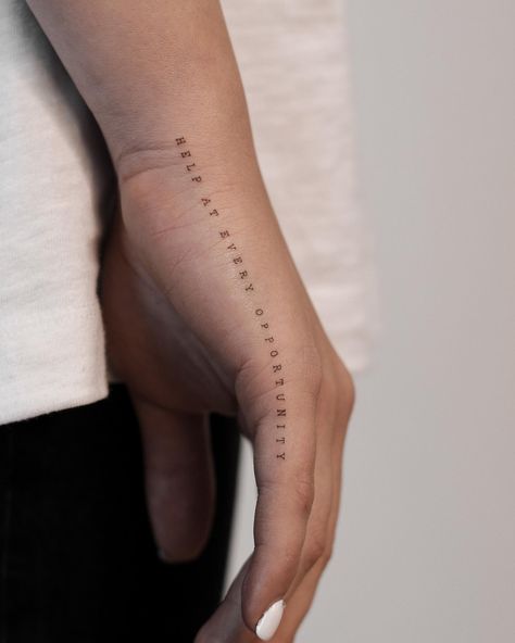 30+ Fine Line Tattoos for Minimalist Guys and Girls - Tattoo Inspo Hub Line Tattoo Arm, Tattoo Lines, Font Tato, Hand Tatto, Tattoos Dragon, Tato Flash, Lines Tattoo, Wörter Tattoos, Tato Tradisional