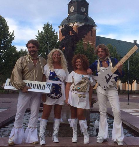 ABBA costume Abba Halloween Costume, Abba Costume Ideas, Abba Costume, 70s Dress Up, Abba Outfits, Abba Costumes, Carnaval Costume, Halloween Express, Costume Diy