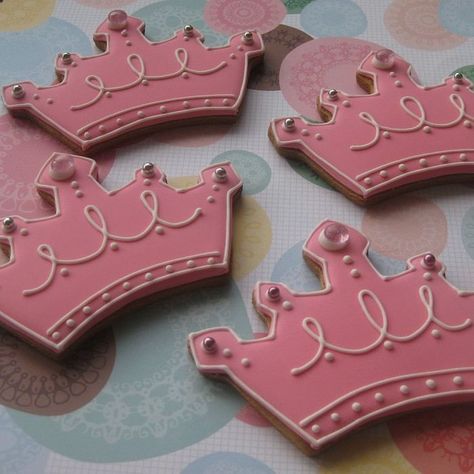 Tiara Cookies Decorated, Crown Cookies Royal Icing, Cookies Frozen, Flood Cookies, Cookies For Sale, Birthday Party Cookies, Brookies Cookies, Crown Cookies, Cookies Icing