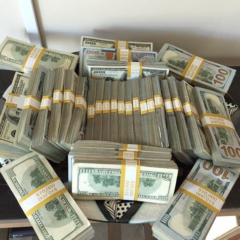 I AM A VERY STRONG, POWERFUL MULTI MILLION DOLLAR MONEY MAGNET NOW... Stacks Of Money, Jackpot Winners, Mo Money, Money Stacks, Money Magnet, Cash Money, Money Goals, Attract Money, Buy Bitcoin