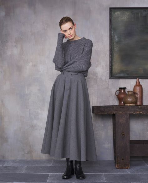 Flare Skirt Outfit, Wool Skirt Outfit, Long Flare Skirt, Long Wool Skirt, Gored Skirt, Cold Weather Outfits, Wool Skirts, Skirt Outfits, Flare Skirt