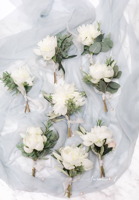 Peony buttonholes by @acaciafloristry Eucalyptus Groomsmen Wedding boutonnière Watters Bridal, Pastel Wedding Flowers, Flowers And Greenery, White Wedding Bouquets, White Wedding Flowers, Boutonniere Wedding, Pastel Wedding, Deco Floral, Lorde