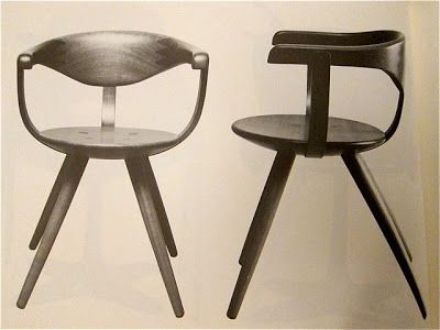 MONDOBLOGO: sori yanagi in the house Sori Yanagi, Doesn't Matter, Mid Century Furniture, I Forgot, Pretty Things, Tortoise, Icon Design, Bar Stools, The House