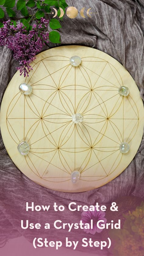 Crystals Healing Grids, Crystal Place, Spiritual Cleansing, Sacred Stones, Crystal Therapy, Crystal Healing Stones, Crystal Magic, Love Light, Energy Stones