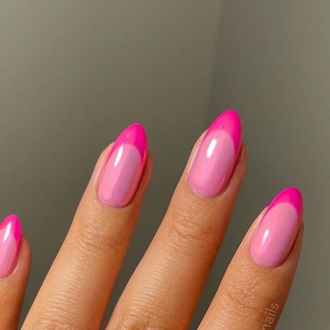 Pink Nails With Chrome Tips, Pink Nail With French Tip, Pink Chrome With Design, Dark And Light Pink Nails, Barbie French Tip Nails, Pink Double French Nails, Double Pink French Tip Nails, Pink Crome French Tip, Pink Crome Nails French Tip