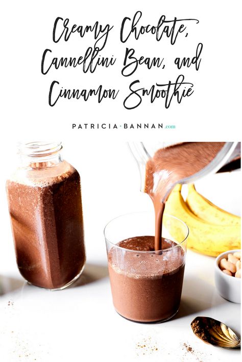 Creamy Chocolate, Cannellini Bean, and Cinnamon Smoothie | Treat your taste buds to this #healthy yet decadent #smoothie. Perfect for #breakfast or a quick snack! Bean Smoothie, Cholesterol Meals, Cinnamon Smoothie, Cannellini Bean, Healthy Appetizers Easy, Healthy Brunch, Green Drinks, Thm Recipes, Quick Snack