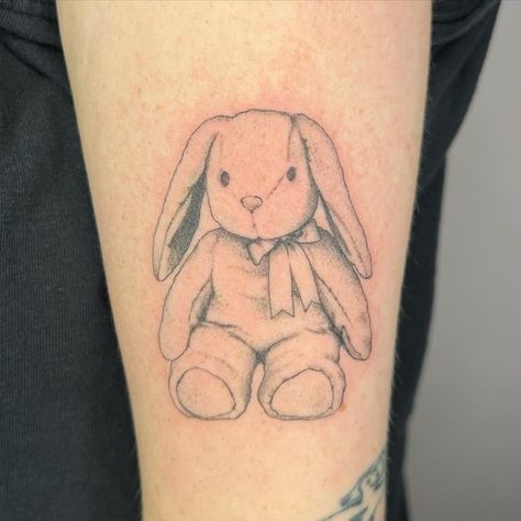 Bestie Tattoo, Party Tattoos, Bunny Tattoos, Ribbon Tattoos, Bear Tattoos, Rabbit Tattoos, Bear Tattoo, Cute Tiny Tattoos, Discreet Tattoos