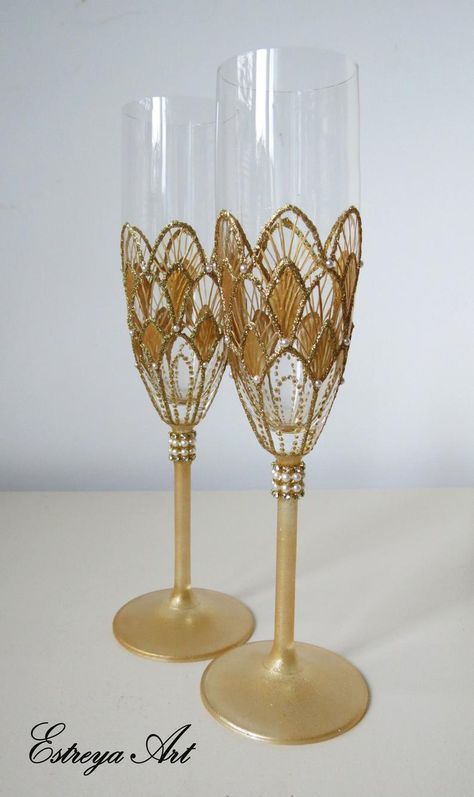 Wedding Must Haves, Painted Champagne Flutes, 1920 Wedding, Roaring 20s Wedding, 1920s Wedding Theme, Flapper Wedding, 1920's Wedding, 20s Wedding, Retro Bride