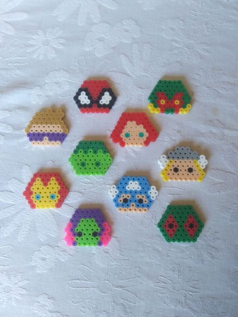 Small Disney Perler Beads, Mini Perler Bead Patterns Disney, Perler Bead Patterns Smiley Face, Perler Bead Shaker, Mini Rave Perlers, Easy Perler Bead Patterns, Diy Barbie Furniture, Melty Bead Patterns, Perler Art