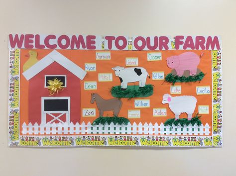 Preschool farm theme: Welcome board (2017 Roly pollies Ms.Pat, Ms.Noelia) Farm Boards For Preschool, Farm Theme Bulletin Board Preschool, Fall Farm Bulletin Board Ideas, Farm Animal Bulletin Board Ideas, Farm Theme Bulletin Board Ideas, Farm Animal Bulletin Board, Farm Bulletin Board Ideas, Preschool Welcome Board, Farm Classroom Decorations