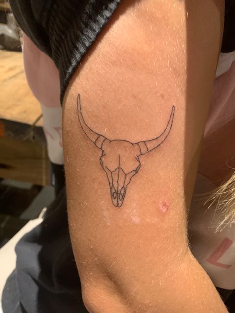 Minimal Bull Tattoo, Long Horn Tattoo For Women Simple, Dainty Longhorn Tattoo, Tiny Longhorn Tattoo, Dainty Bull Tattoos, Bull Tattoo Simple, Bull Skeleton Tattoo, Fine Line Bull Skull Tattoo, Texas Bull Tattoo