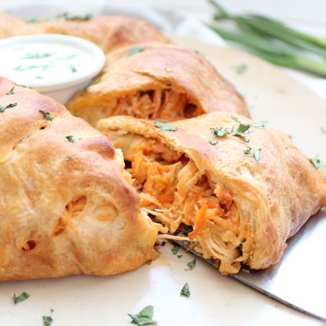 Buffalo Chicken Taco Ring Buffalo Chicken Taco, Chicken Rings, Crescent Roll Ring Recipes, Buffalo Chicken Ring, Chicken Crescent Ring, Taco Roll, Superbowl Recipes, Taco Ring, Chicken Crescent Rolls