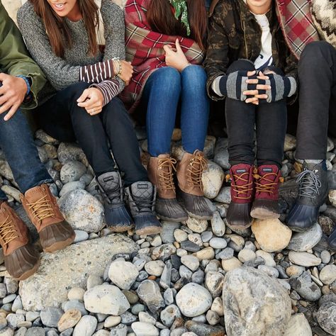 Duck Boots Outfit, Duck Boats, Sperry Boots, New Friendships, Sperry Duck Boots, Boating Outfit, Winter Leggings, Winter Shirts, Leggings Casual