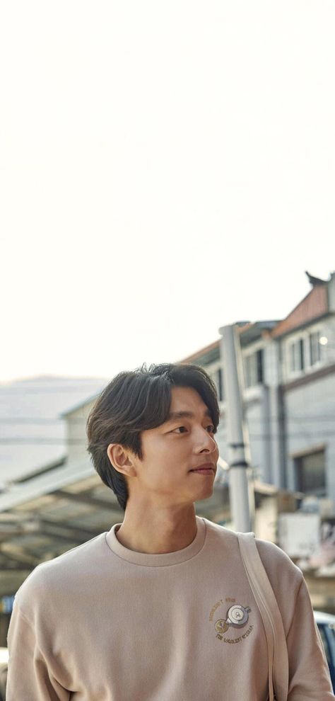 Goong Yoo Aesthetic, Gong Yoo Wallpaper Aesthetic, Gong Yoo Aesthetic, Gong Yoo Wallpaper, Nam Joo Hyuk Wallpaper, Train To Busan, Goblin Gong Yoo, Goblin Korean Drama, Anime Korea