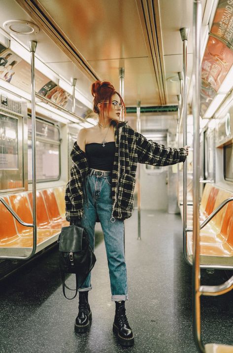 Lost in Translationn - LE HAPPY : LE HAPPY Moda Grunge, Vestiti Edgy, Doc Martens Outfit, Estilo Swag, Mode Grunge, Swag Style, Modieuze Outfits, Alternative Outfits, 가을 패션