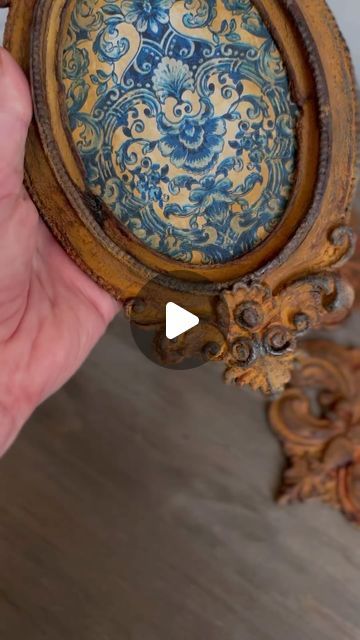 Monika Prokopczyk on Instagram: "Rusty Antique Bronze Effect on Plaster Frame  Video demonstrate step-by-step short tutorial of how to create Antique Bronze effect covered in rust with homemade Eggshell Powder used as a paint additive for that textured look 🎨 more detail video available to watch on my FB page 😉   Product used: - Plaster frame  - Annie Sloan chalk paint in Honfleur - Homemade Organic Eggshell Powder - Prima Finnabair Art Alchemy Metallique acrylic paint in Hazelnut - Tim Holtz alcohol inks in Espresso and Ginger - Bunty’s Paint in Treacle Toffee - Homemade Rust Activator  - Heat gun - Baby wipes  #art #decor #antiqueframes #walldecore #homedecor #darkphotography #walldecoration #patinastyle #interiordesign #industrialdecor #patina #primamarketing #walldecorations #photofr Patina Mirror, Eggshell Powder, Treacle Toffee, Patina Style, Finnabair Art, Antique Frames, Annie Sloan Chalk Paint, Alcohol Inks, Dark Photography