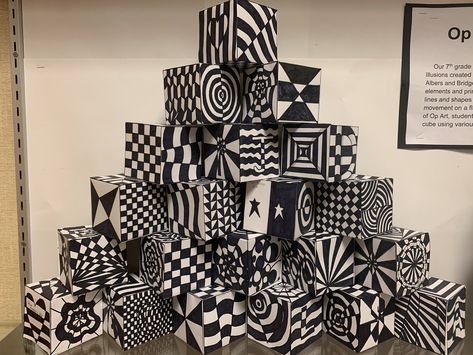 Op Art Lessons, Paint Jewelry, Cube Template, Art Cube, Middle School Art Projects, 6th Grade Art, 5th Grade Art, Art Appliqué, Optical Illusions Art