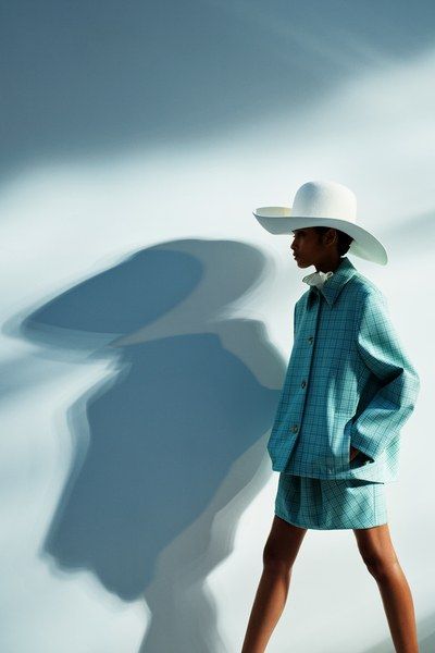 Nina Ricci Resort 2020 Collection - Vogue Mode Editorials, Fashion Week Trends, Mario Sorrenti, Resort Fashion, Resort 2020, Photoshoot Idea, 2020 Fashion Trends, Fashion Photography Inspiration, Poses References