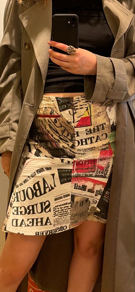 Newspaper Print Skirt, Newspaper Print Outfit, Newspaper Print, Newspaper Printing, Just Cavalli, Print Skirt, Vintage Skirt, Printed Skirts, Newspaper