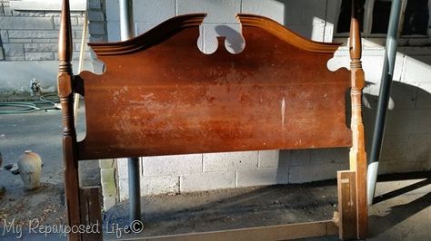 free headboard Headboard Sign, Diy Headboard Wooden, Nest Ideas, Repurposed Headboard, Old Headboard, Large Headboard, Refinish Furniture, Headboard With Shelves, Entryway Bench Storage