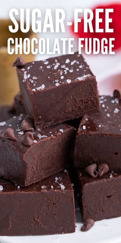 Chocolate Fudge that's actually good for you? Yes please! This keto fudge recipe is a chocoholic’s dream. So creamy and smooth, with only 2.6g net carbs per serving. With added collagen for nutrition and protein. Low Carb Fudge Recipes, Low Carb Fudge, Keto Chocolate Fudge, Gooey Desserts, Sugar Free Fudge, Fantasy Fudge, Chocolate Walnut Fudge, Keto Thanksgiving, Walnut Fudge