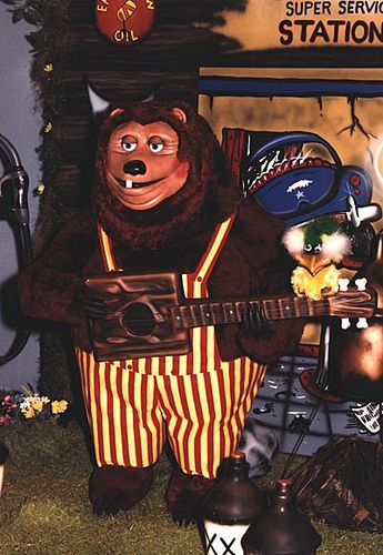 Rockafire Explosion, Showbiz Pizza, Bob Rock, Sette Nani, Tom Y Jerry, Chuck E Cheese, Bear Costume, Pizza Place, Fnaf Drawings