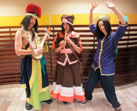 Secret tunnel, secret tunnel!!! Secret Tunnel Avatar, Avatar State, Group Cosplay, Avatar Cosplay, Secret Tunnel, Disney Queens, Yip Yip, Nerd Love, Avatar Airbender