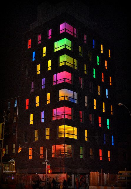 Plateia.co #CreatividadsinLimites #PlateiaColombia  #diseño #design #arquitectura  #architecture Estado D'Alma #architecture ☮k☮ Multi Color Aesthetic, Colour Architecture, Facade Lighting, Colorful Lights, Rainbow Aesthetic, World Of Color, Light Art, Aesthetic Photography, Modern Architecture