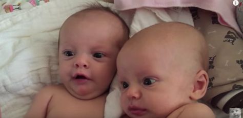 Funny Babies Dancing, Funny Baby Videos, Lil Boosie, Funny Baby Gif, Challenges Funny, Funny Baby Pictures, Whatsapp Videos, Dire Straits, Baby Faces