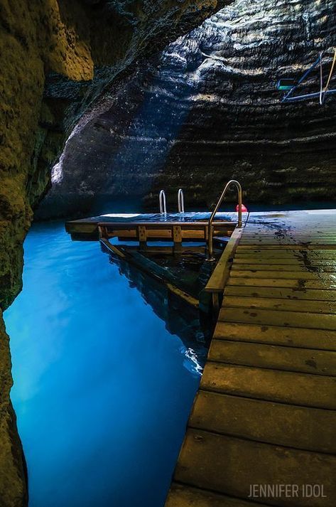 Scuba Diving Utah Hot Spring Homestead Crater Utah, Utah Bucket List, Utah Winter, Utah Summer, Utah National Parks Road Trip, Utah Parks, Utah Trip, Utah Vacation, Southwest Usa