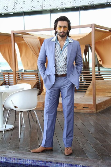 Indian actor Ranveer Singh looks smart in a day look Bell Bottom Suit Men, Ranveer Singh Outfits, Ranveer Singh Fashion, Coat Pant For Men, Wedding Dress Coat, Light Blue Coat, Men Suits Wedding, Men Fashion Photoshoot, Royal Indian