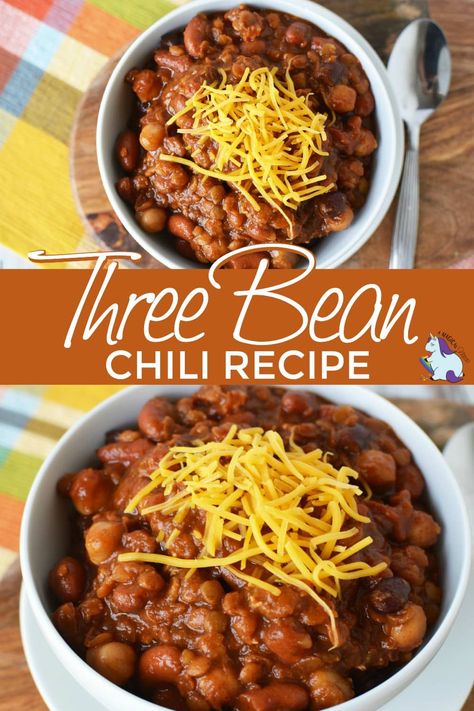 Beans In Slow Cooker, Three Bean Chili Recipe, Chili Bean, Three Bean Chili, Slow Cooker Chili Recipe, Bean Chili Recipe, Chili Recipe Crockpot, Easy Chili, Chilli Recipes