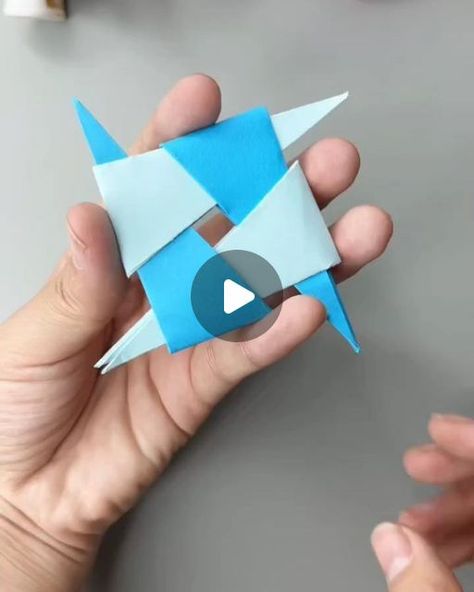 Aeroplane Made By Paper, Paper Plane With Launcher, Some Craft Ideas, Paper Crafts Airplane, Easy Paper Art, Easy Fun Arts And Crafts For Kids, Aeroplane Paper Craft, Easy Origami Crafts, Paper Planes How To Make