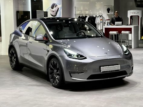 Tesla’s evident paint shop improvements lie within Quicksilver from Giga Berlin Drag Racing Videos, Tesla Y, Electric Cargo Bike, Car Charging Stations, New Tesla, Car Jack, Latest Car, Tesla Car, Tesla Model X