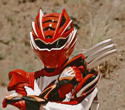 Power Rangers Jungle Fury Pfp, Jayden Shiba Power Rangers, Power Rangers Jungle Fury Red Ranger, Jungle Fury Red Ranger, Red Power Ranger Pfp, Red Power Ranger Aesthetic, Power Rangers Pfp, Power Rangers Aesthetic, Power Ranger Pfp