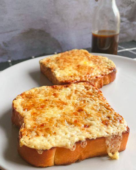 Cheese on Toast Recipe (Open-Faced Grilled Cheese) | Kitchn English Cheese, Cheese On Toast, Breakfast Choices, Bread Toast, Cheese Toast, On Toast, British Food, Cheese Bread, Cooking Ingredients