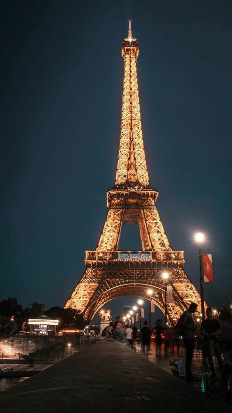 Effile Tower Wallpaper Night, Paris Lockscreen, Night Lockscreen, Iphone Wallpaper Fashion, Cool Easy Drawings, Drake Drizzy, Paris In Autumn, Eiffel Tower Photography, Eiffel Tower At Night